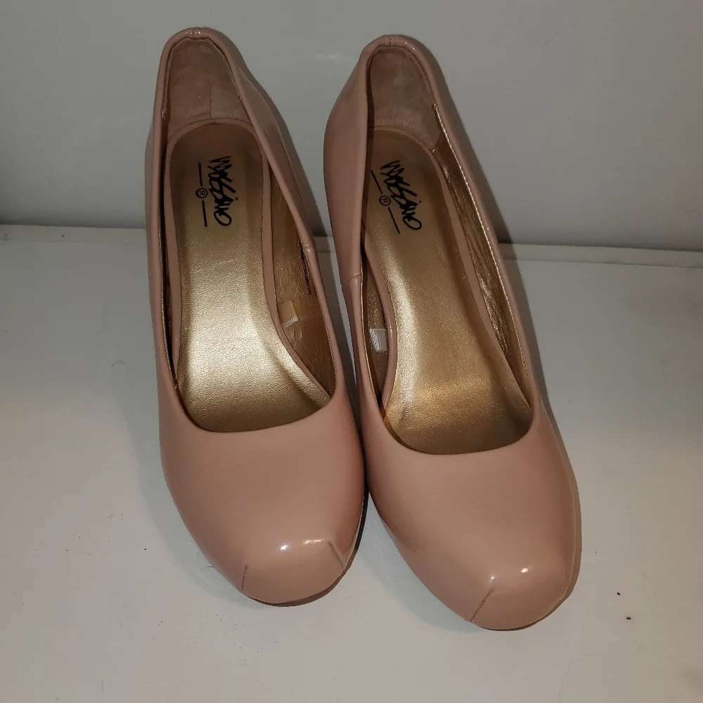 Cream Mossimo heels - Picture 3 of 5